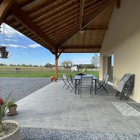 Prat Hébergement de vacances *